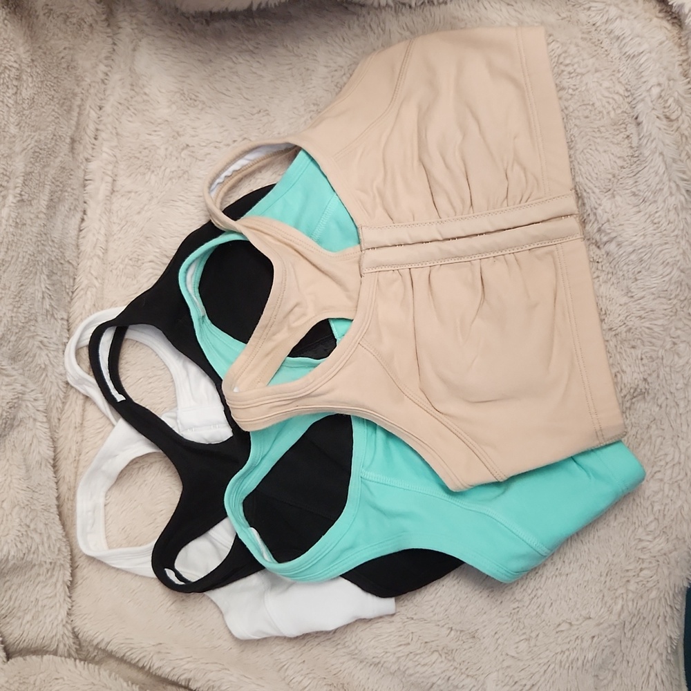 Fruit of the Loom Front Closure Sports Bras
